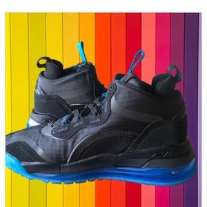 Jordan Aerospace 720 Black/Blue Fury-Reflect Silv